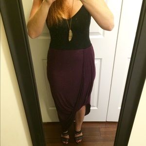 Express fitted high/low skirt